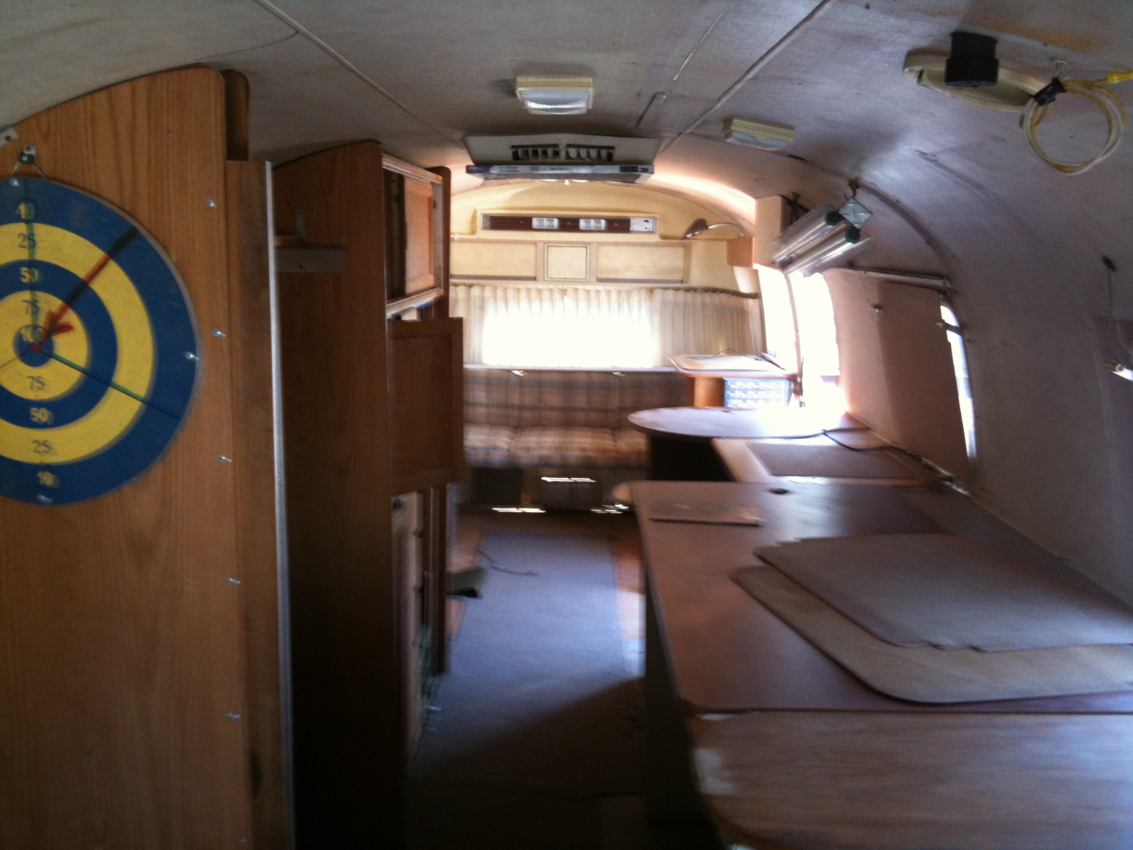2011-Airstream-004
