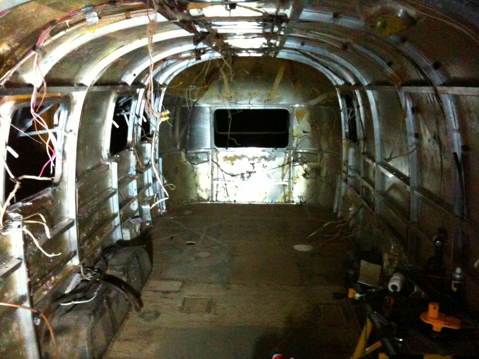 2011-Airstream-063